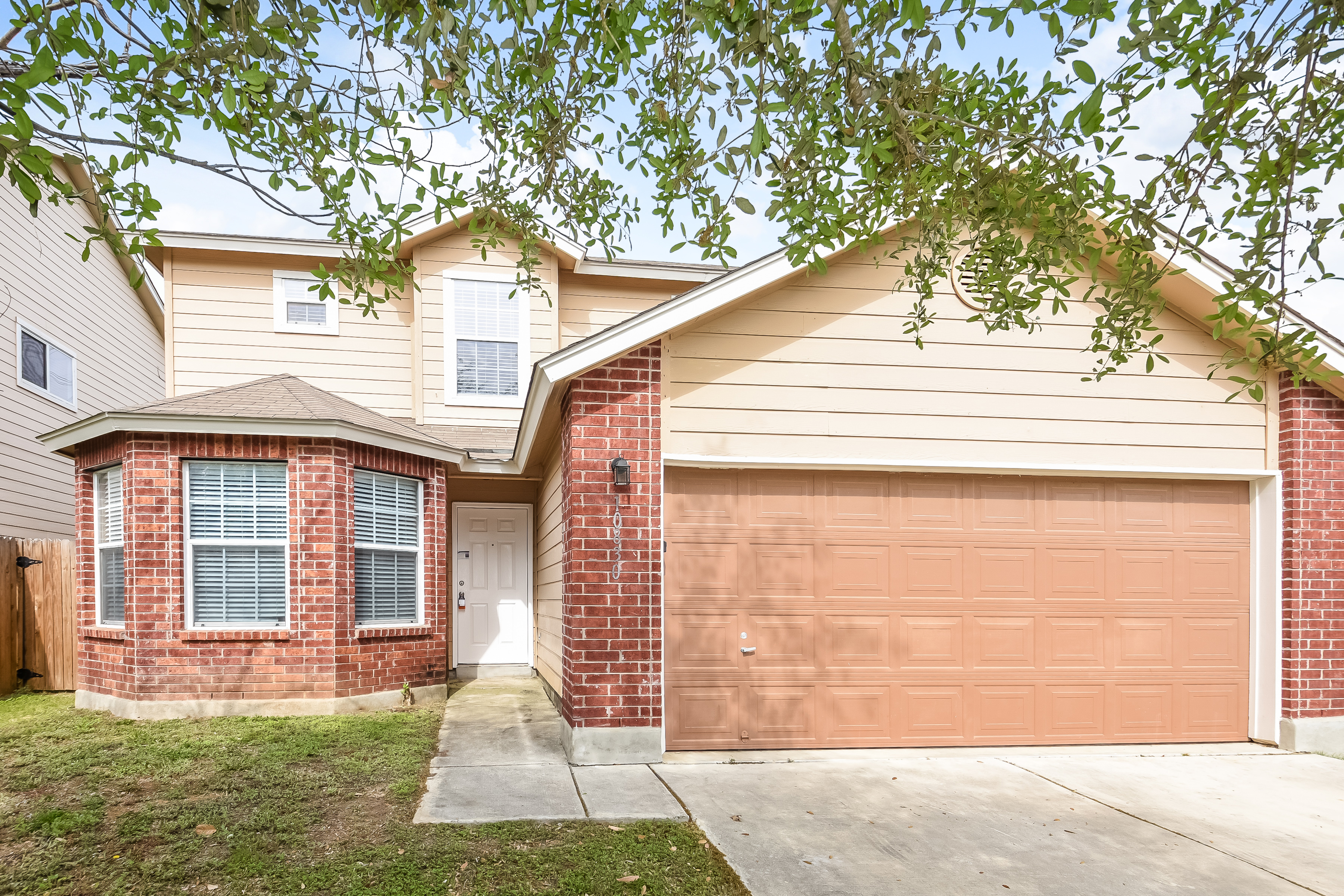 10830 Indigo Crk San Antonio, TX 78239